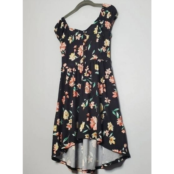 No Boundaries | Peasant Dress - Picture 7 of 7